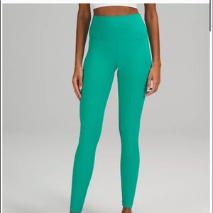 Maldives green leggings size 6 28"